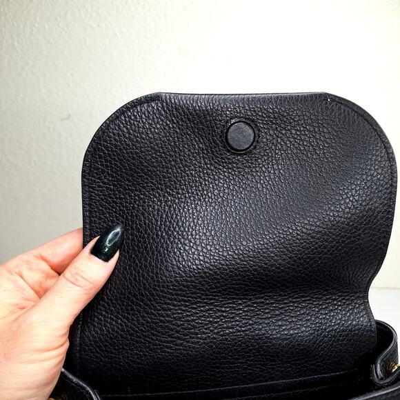 Cuyana Mini Leather Backpack Black Pebbled Minimalist Magnetic Closure Small